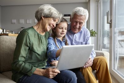 Kids don't 'Google it' anymore. AI chatbots taught them to 'search it up' instead