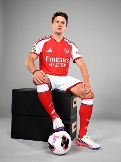 Why Christos Tzolis has major early advantage in Arsenal selection fight