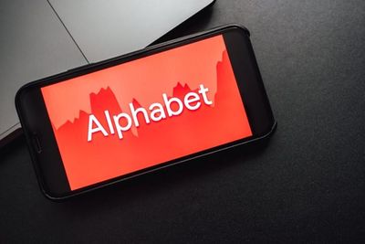 Oil Broke $100, Alphabet's AI Bill Scares Investors: What Moved Wall Street This Week