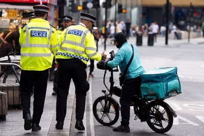 Met police deploy new testing kits in fresh crackdown on e-bike phone snatchers