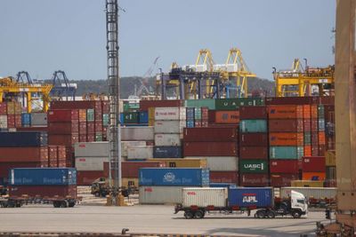 Exporters shrug off new Trump tariffs