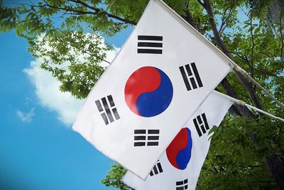 A South Korean Tech Titan Left His Wife. A Massive Divorce Battle Over The Wealth Followed