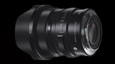New free firmware update for 13 Sigma lenses fixes issue when used with recent Sony camera