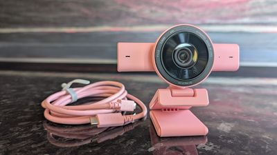 The Razer Kiyo V2 is an excellent webcam, even though its fancy new AI features aren't really that exciting