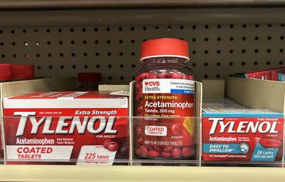 Should You Stop Taking Tylenol During Pregnancy After the Lawsuit News? Here's What Doctors Want You to Know