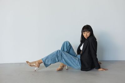 How to Style Jeans Like an Elegant Dresser: Denim Fashion Trends Worth Copying