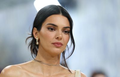 Kendall Jenner's Celebrity Style Gives This Unexpected Athleisure Fashion Color Combo a Luxe Update
