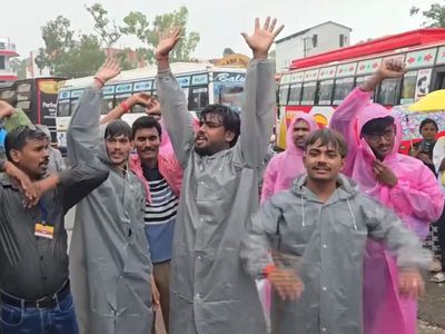 Jammu and Kashmir: Vaishno Devi Yatra resumes after six-day weather-induced suspension; authorities declare track "safe for pilgrims"
