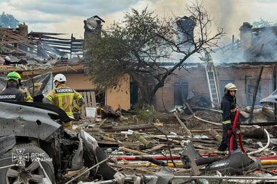 Russian attack kills 3 in Ukraine’s Sumy region as Romania downs second drone in 2 days