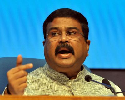 India’s education minister resigns in victory for Cockroach youth movement protests