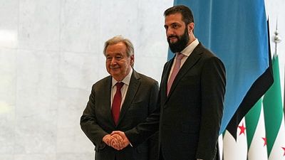 UN chief urges global support for Syria during first Damascus visit since 2009