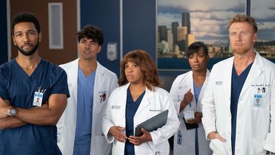 Grey’s Anatomy Season 23 Is Filming, And I’m Surprised One Star Isn’t In The Cast Celebration Photo
