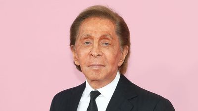 Valentino Transformed A Tiny Nook at His Capri Villa Into a Fantasy Jewelbox – Step Inside the Verdant Alcove