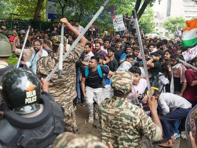 Rahul Gandhi demands accountability from Amit Shah over violence on students during CJP's Sansad March