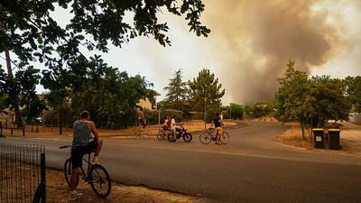 More than 320,000 now evacuated in France and Spain as wildfires continue to spread
