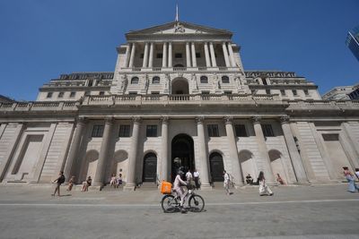 Interest rates expected to be held as inflation predicted to rise again