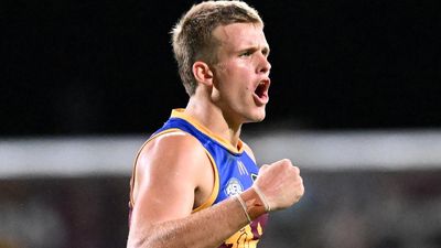 Coaches spar after Lion's crude shove attracts scrutiny