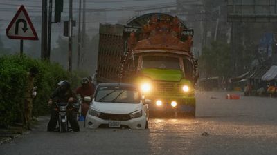 Pakistan on flood alert as Ravi, Chenab near danger mark; 7 dead