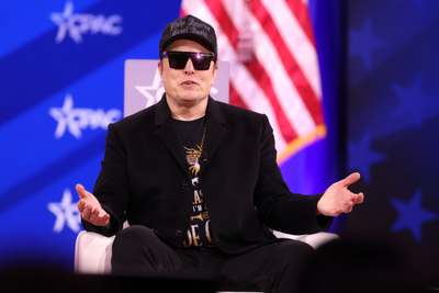 'You Are Loathed Far More Than I Am': Elon Musk Attacks Economist Editor in Tense Video Interview
