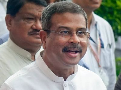 Sridhar Vembu praises Dharmendra Pradhan after resignation: 'He put the nation above self'