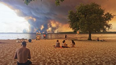 The week in pictures: Wildfires rage in Europe, youth protests rock India and UK names new PM