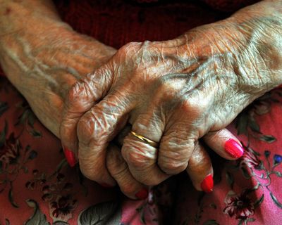 England’s north-south life expectancy gap grows despite record longevity