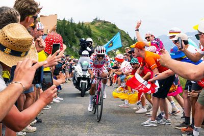 Tour de France super combativity award goes to Richard Carapaz after lighting up final week with attacks, EF Education-EasyPost make it three in a row