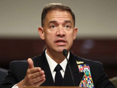 CENTCOM chief advised halting Hormuz strikes before Trump paused Iran campaign: Report