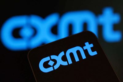 Global Market: CXMT shares soar 470% in Shanghai debut, becomes China's most valuable listed company