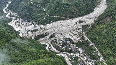 10 killed and nearly two dozen injured after flash floods hit tourist site in northwestern China