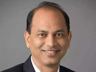 Sunil Singhania adds two new stocks in Q1 that have risen up to 93% in 2026. Do you own any?