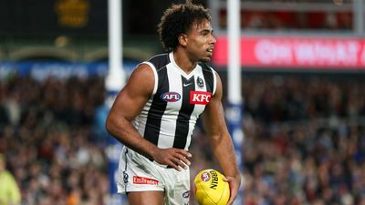 'Be respectful': Crow's message to booing fans