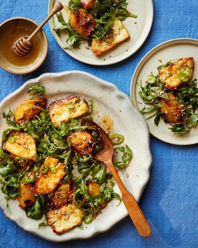 Quick and easy summer salad: Georgina Hayden’s grilled peach, halloumi and dukkah recipe