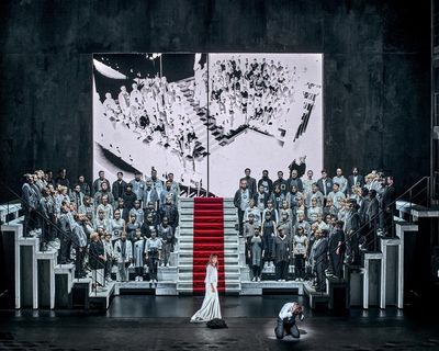 Rienzi review – Wagner’s early opera makes its Bayreuth debut as a frenzied contemporary election drama