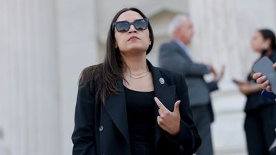 Alexandria Ocasio-Cortez leads poll to be Democratic nominee for 2028 presidential run, analyst says she’s proof party ‘wants a fighter’