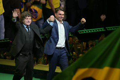 Milei Endorses Flávio Bolsonaro in São Paulo — Then Brazil Recalls Its Ambassador