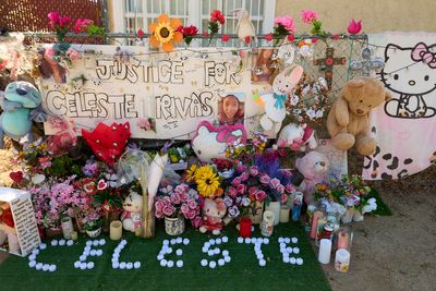 Final texts from 14-year-old girl to singer D4vd shown in court at hearing on her killing