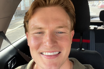 This UK Man Stops at Bus Stops and Gives £10 to Anyone Who Can Answer His Trivia Questions