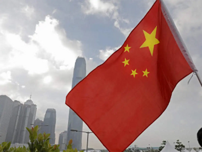 China trains its guns on American warship replica