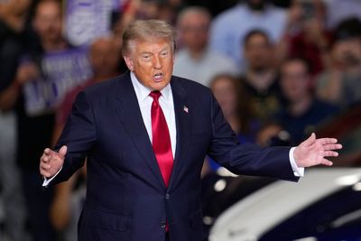 Trump tells Michigan auto workers, ‘I’ve done more for you than your parents’ in latest rambling speech