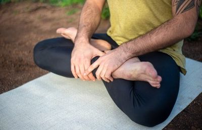 Sitting Cross-Legged? Experts Say It’s Fine—With One Important Caveat