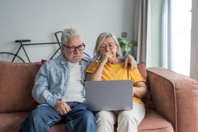 5 Signs You May Be Financially Struggling in Retirement