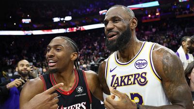 76ers Have a Bold Plan for LeBron James’s Role in Loaded Philly Lineup