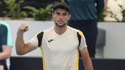 Aussie assault on US capital begins with impressive win