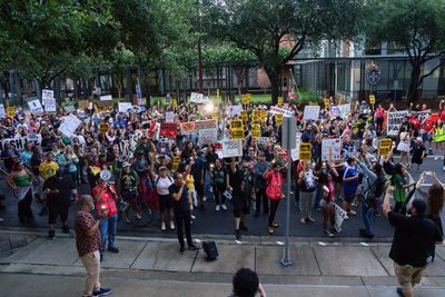 Witness to Houston ICE shooting released from immigration detention