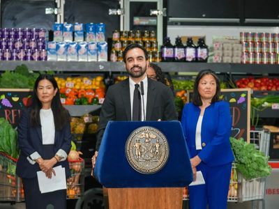 Mamdani plans to offer 30% discount on meat and produce at city-owned grocery stores