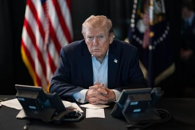 Trump Downplays Russia-Iran Intelligence Claims Ahead of Zelensky, Netanyahu Meetings: Dow Futures Fall 56 Points, Oil and Brent Slide