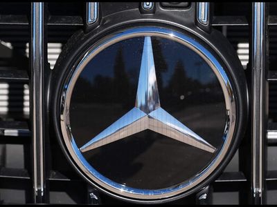 Mercedes Benz reports Q2 profit boost but flags China woes for car sales