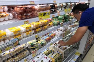 CDC Sequencing Finds the Egg Outbreak Salmonella Strain Is Not Susceptible to Two Common Antibiotics