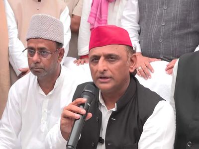 Govt was rattled, had to bow down and accept demands: Samajwadi party supremo Akhilesh Yadav on student protests
